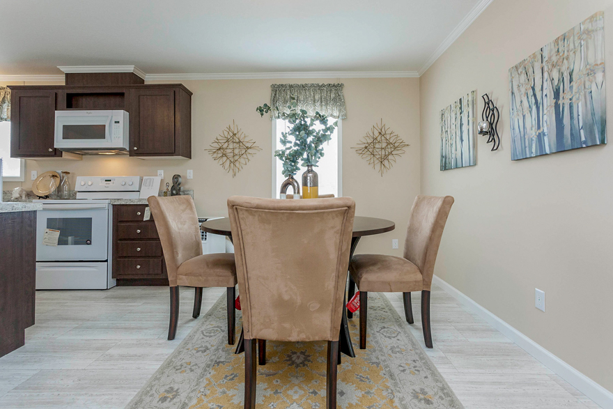 Burchwood-Wesley-Bell-Creek-Riverview-R4563A-dining-2