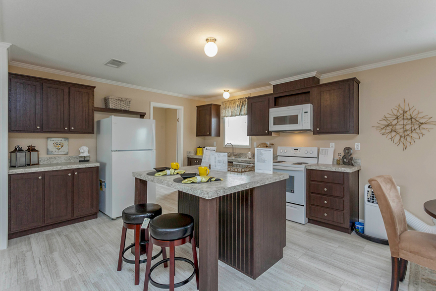 Burchwood-Wesley-Bell-Creek-Riverview-R4563A-kitchen-1
