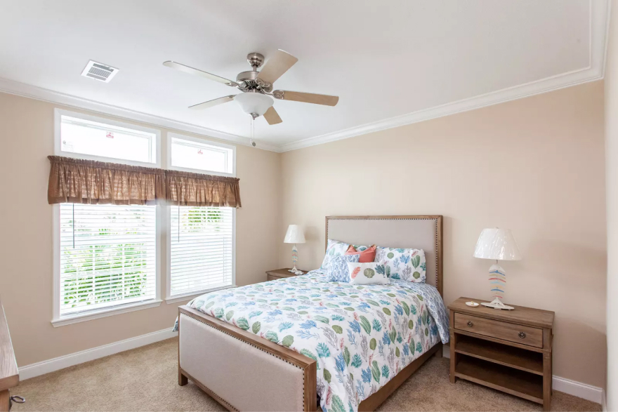 Kettle-4562C-master-bedroom-1