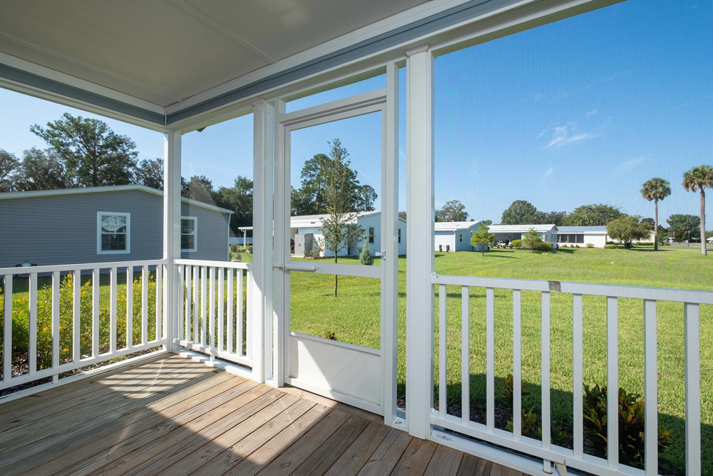 Hinckley-Mayside-RH1351A-Exterior-Back-Porch-2-Trinity