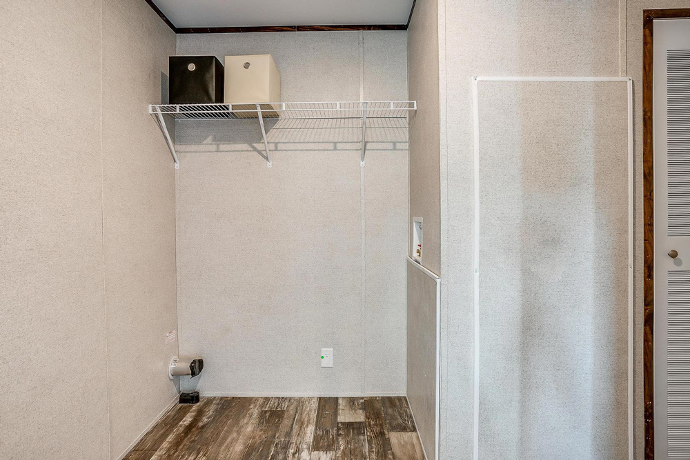 Lawton -Bensing-Prime-3272H-Utility-Room