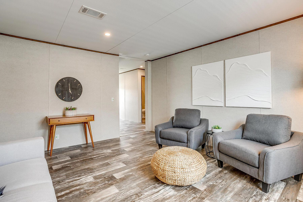 Lawton-Prime-3272H-Family-Room-2